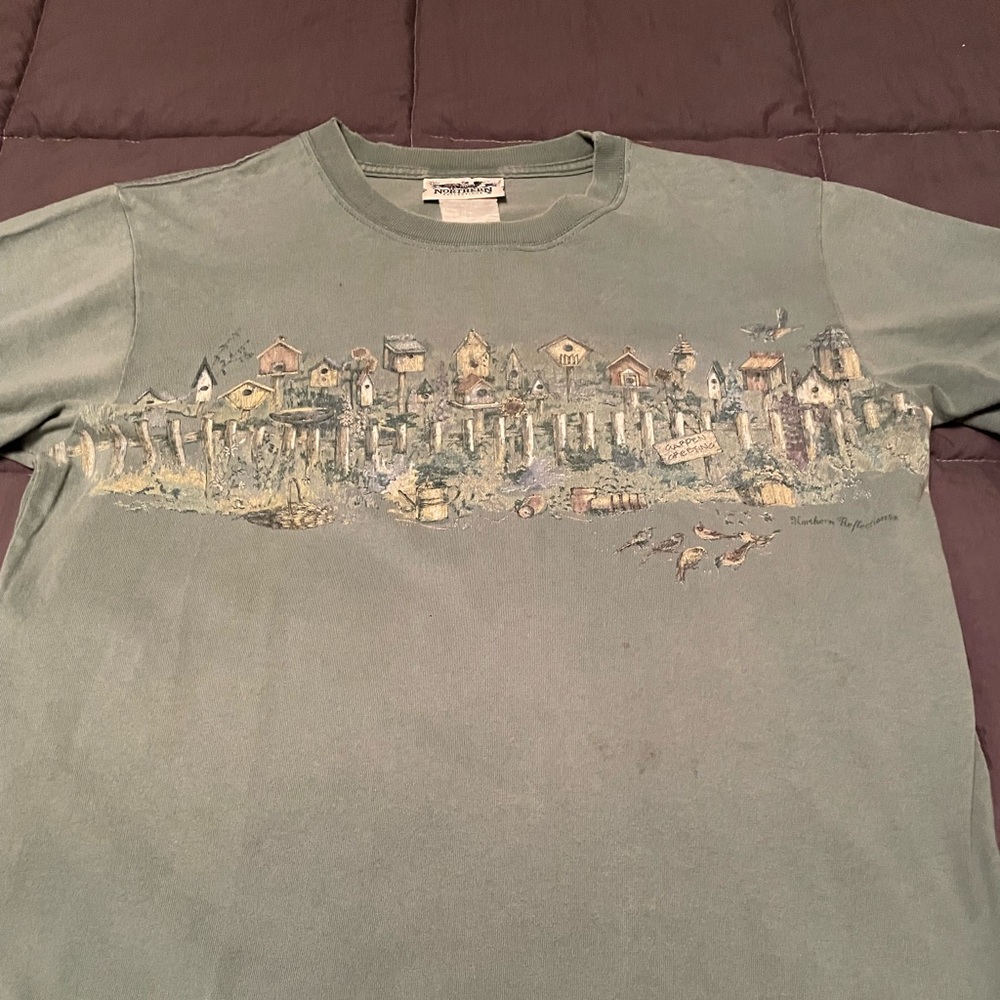Vintage Northern Reflections bird house graphic tee Small